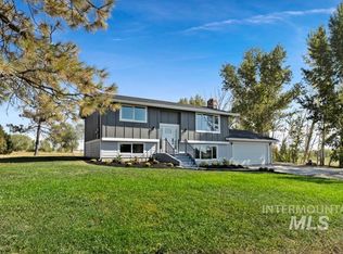 1922 S McDermott Rd, Nampa, ID 83687