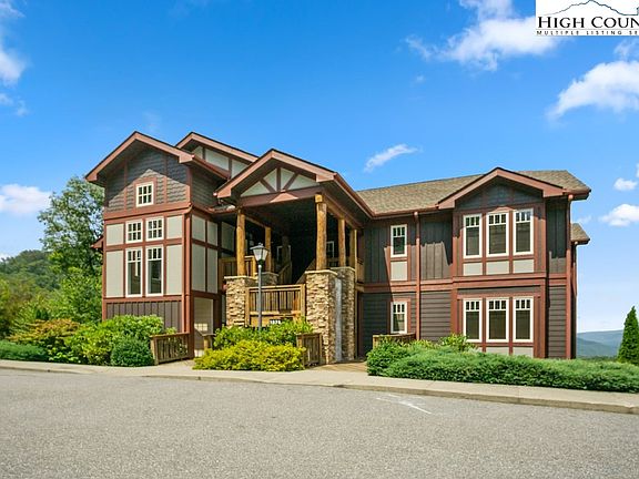 2nd image of 1076 Ridge Haven Parkway #RW-2