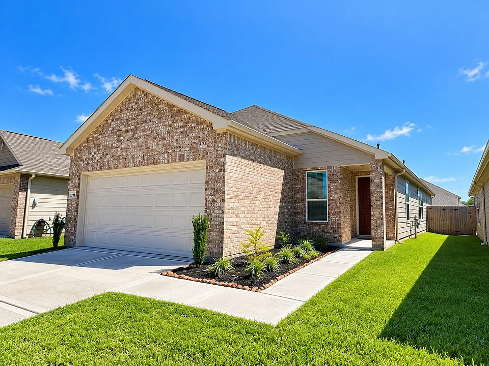 2839 Icarus Dr