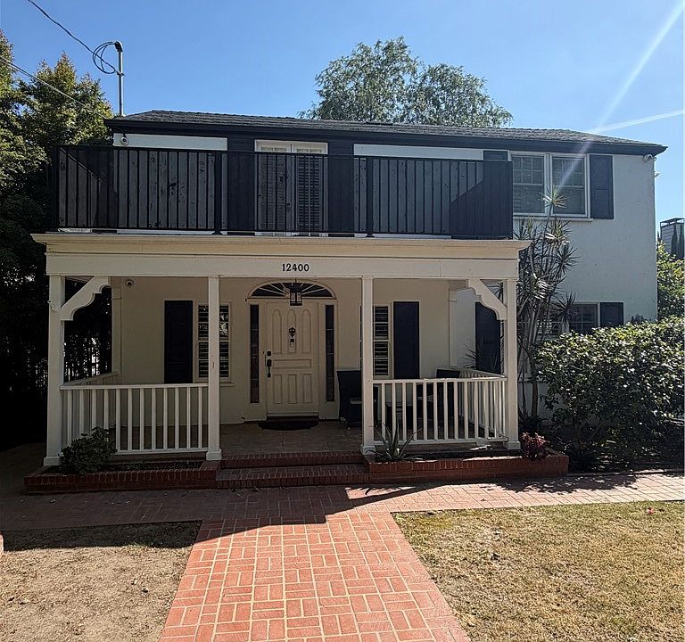 1st image of 12400 Magnolia Blvd