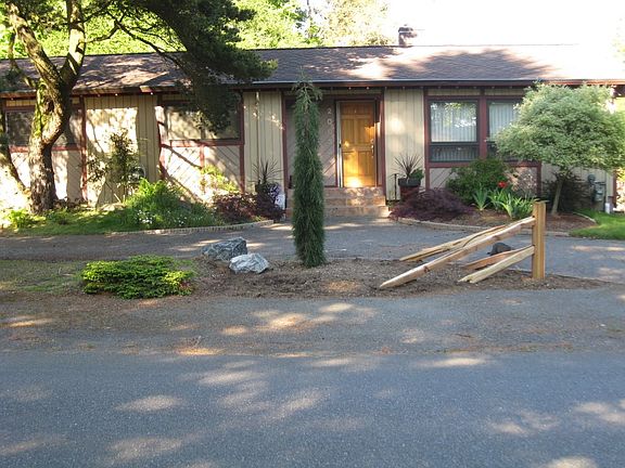 3rd image of 20033 Birch Way