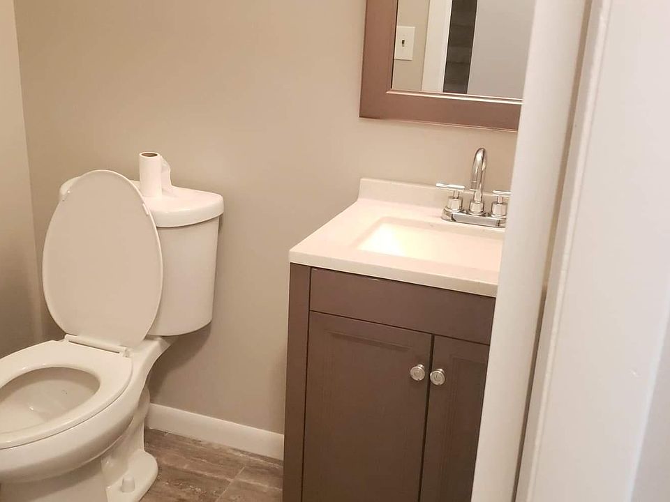 1st image of 6986 Harvard Ln #129
