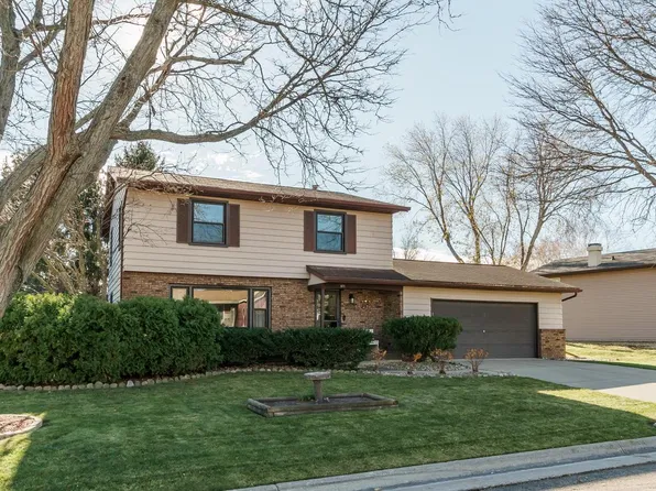 871 Hickory COURT, Watertown, WI 53094