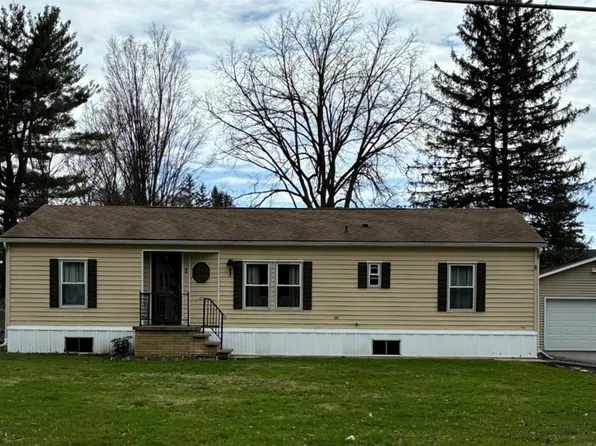 6 Oak Hill St, Arkport, NY 14807