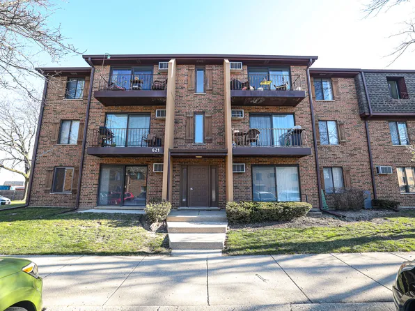 621 N Briar Hill Ln APT 1, Addison, IL 60101