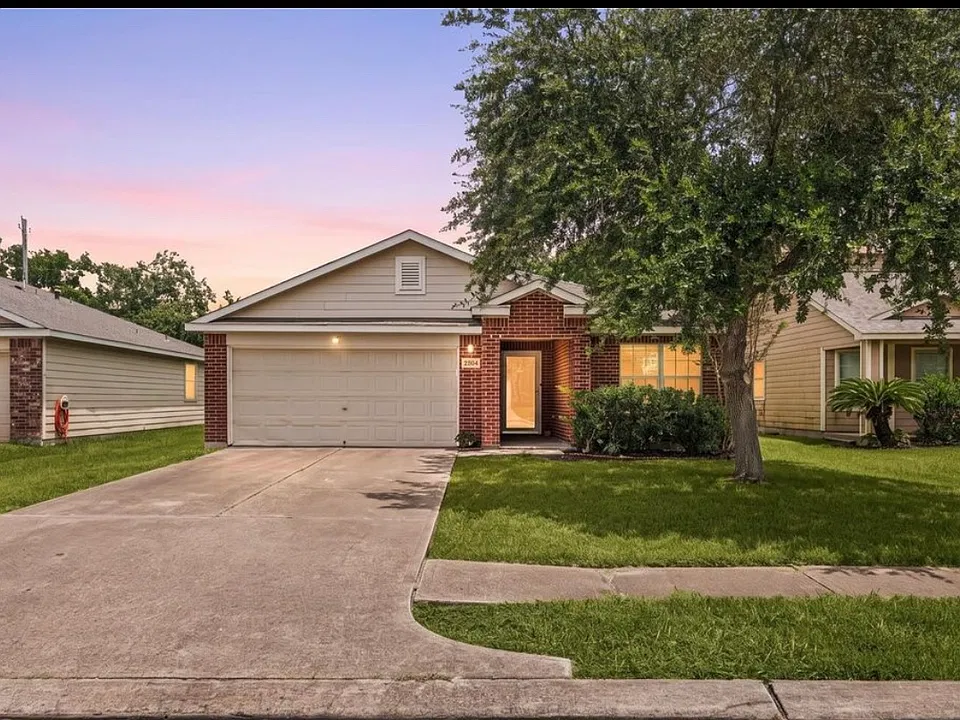 2604 Redfish Dr