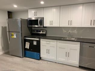 448 Grantham Ave #Basement, Saint Catharines, ON L2M 3J3