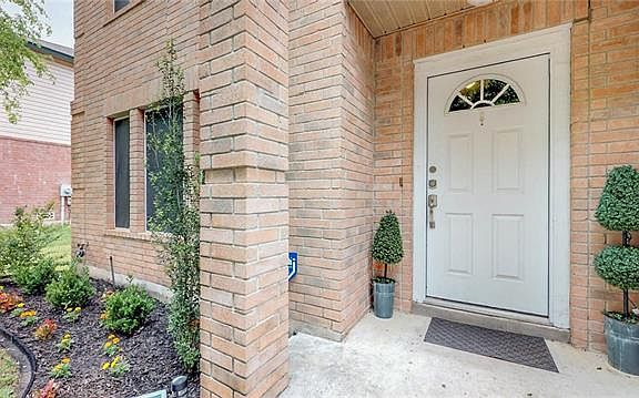 3rd image of 18212 Gantry Dr