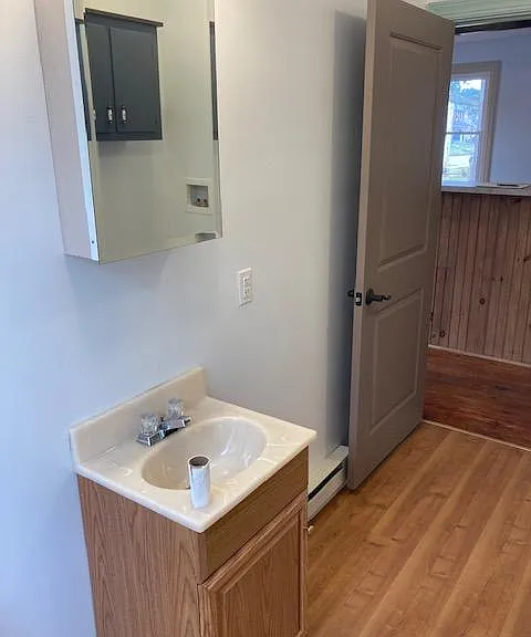 1st Floor bathroom