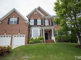 8021 Wade Green Pl, Cary, NC 27519