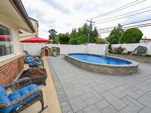 5th image of 1005 Ferngate Drive