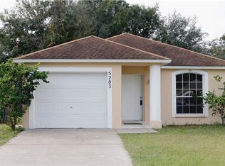 5203 Roble Grove Ct, Tampa, FL 33617