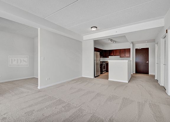 5th image of 125 Lakeview Dr Unit 505
