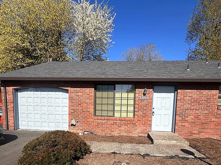 3800 SE Concord Rd — Photo 1