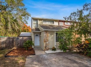 2832 Hunt Club Ln, Orlando, FL 32826