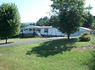 191 Kansas St, Cedar Bluff, VA 24609