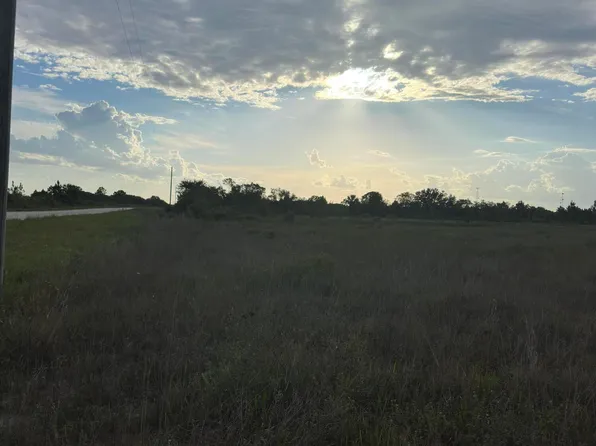 17757 NW 304th Street, Okeechobee, FL 34972