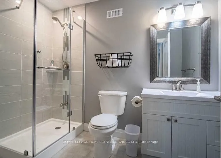 2365 Selwyn Bay Ln — Photo 35