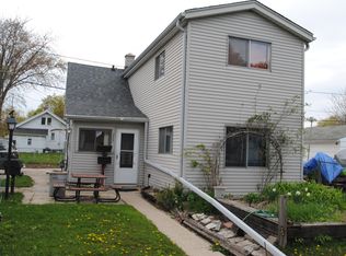 2057 S 58th St, West Allis, WI 53219
