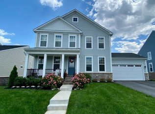1115 Akan St SE, Leesburg, VA 20175