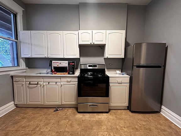 5th image of 316-24 Lake St #324-2R