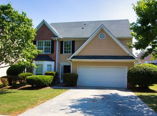 3292 Shady Valley Ct, Loganville, GA 30052