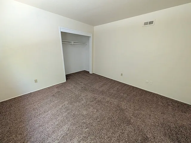 5209 Hewlett Dr — Photo 18