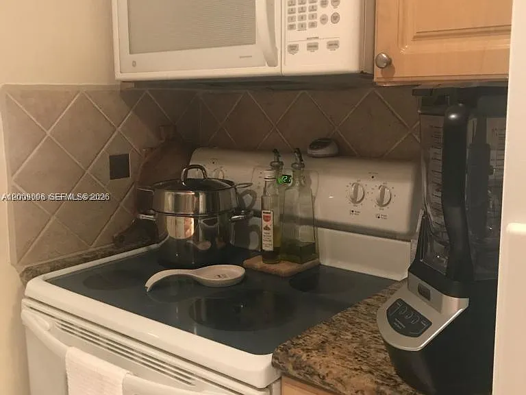 4163 SW 67th Ave #116C — Photo 8