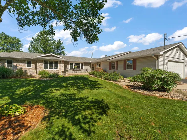 277 E 500 N, Valparaiso, IN 46383