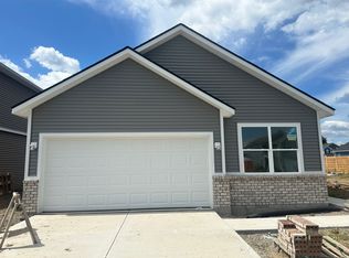 1438 Wigwam Ln, Martinsville, IN 46151