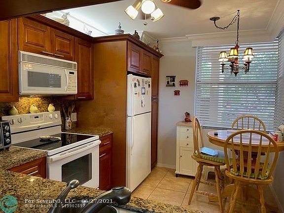 2nd image of 10422 NW 24th Pl APT 210