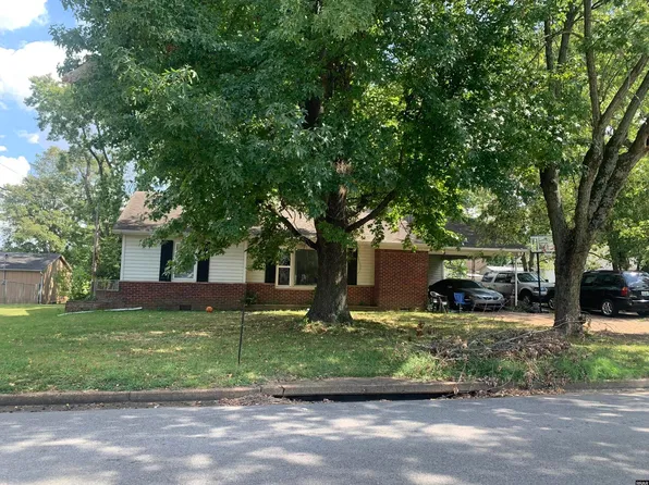 401 W Highland Dr, Fulton, KY 42041