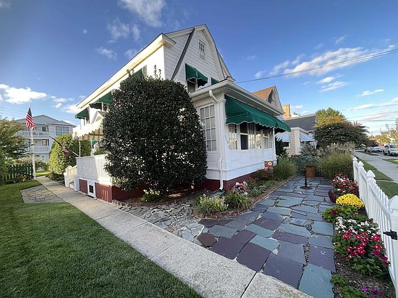5th image of 1118 Bay Ave