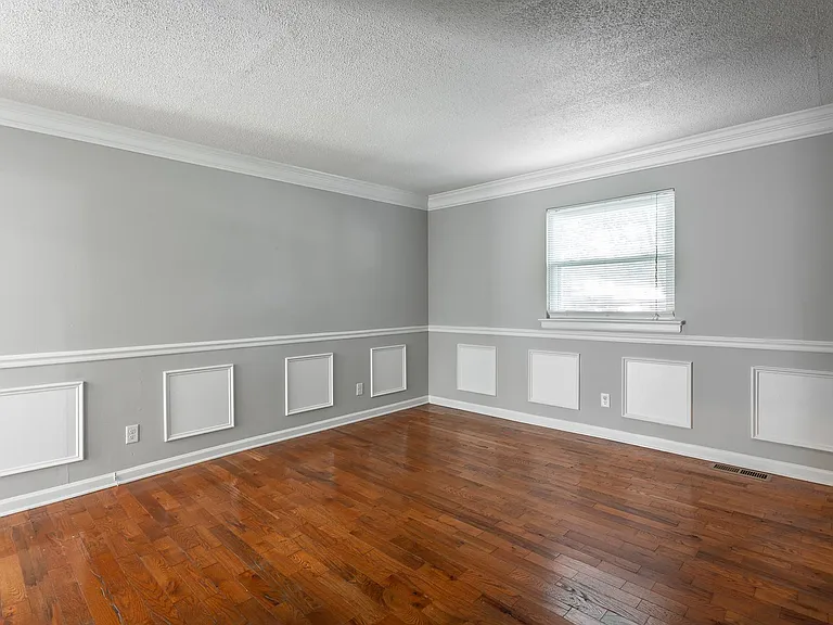 Charming Multifamily Living at 1407 Mana Lane — Photo 4