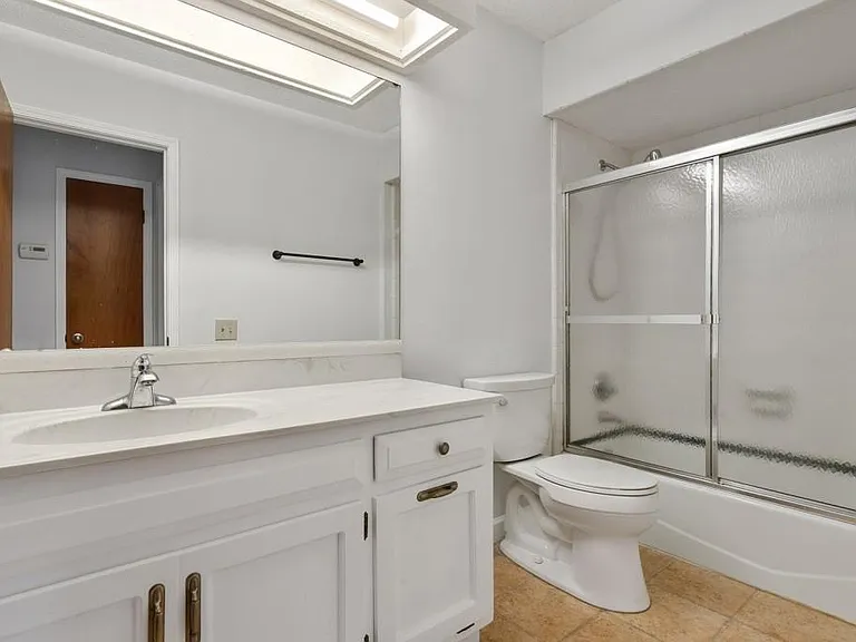 1000 Muirfield Dr — Photo 15