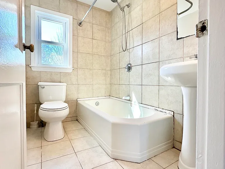 84 Mary Ann Rd — Photo 11