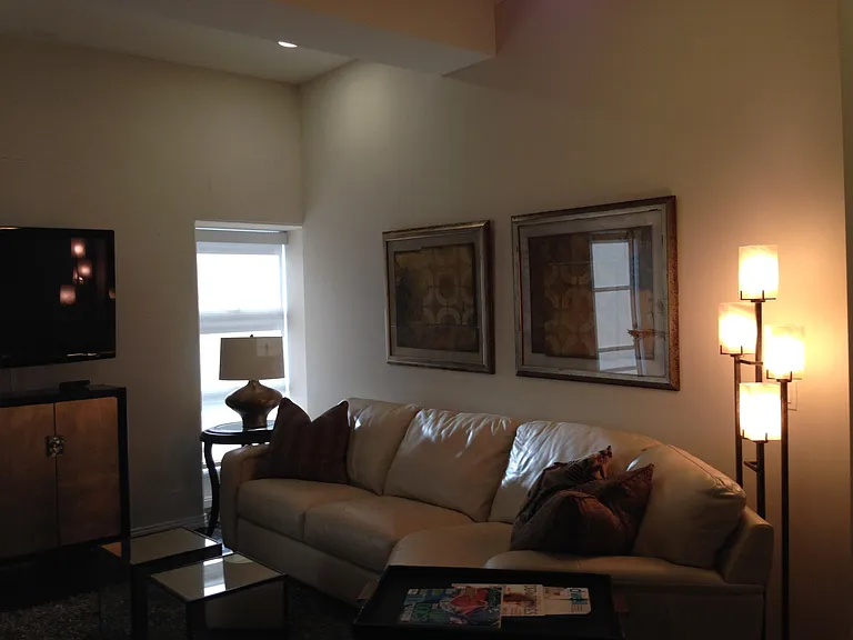 125 N Raymond Ave #409 — Photo 12