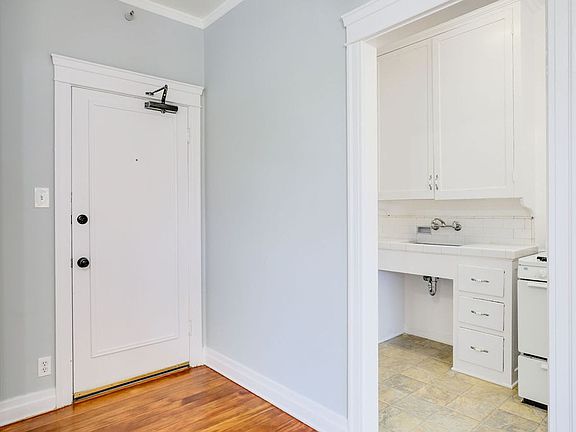 4th image of 1611 Schrader Blvd APT 208