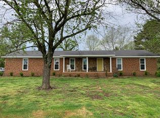 17 Cloer Rd, Falkville, AL 35622