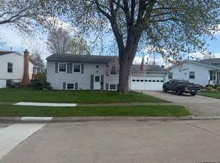 2208 S Oldgate Rd, Sandusky, OH 44870