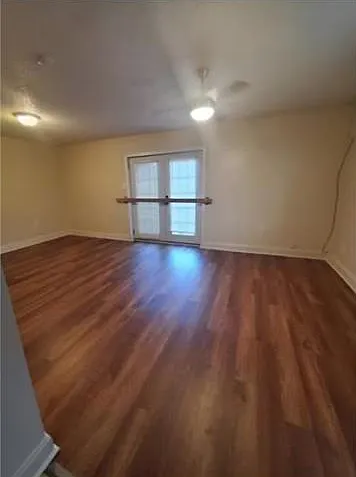 7201 Salem Dr — Photo 9