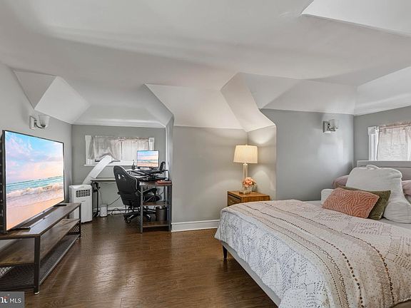 3rd image of 24 Aberdeen Pl
