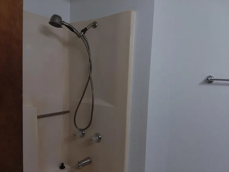 2nd Bathroom shower
