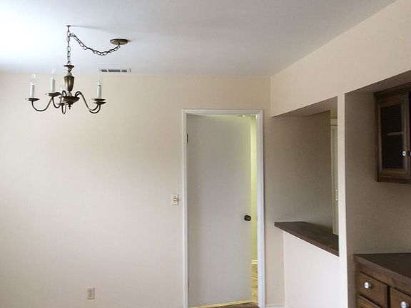 4th image of 1401 La Paz Dr