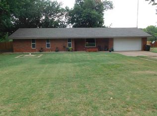 1608 Indian Dam Rd, Lahoma, OK 73754