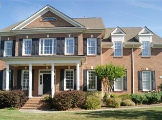 1041 Woodhall Dr, Huntersville, NC 28078