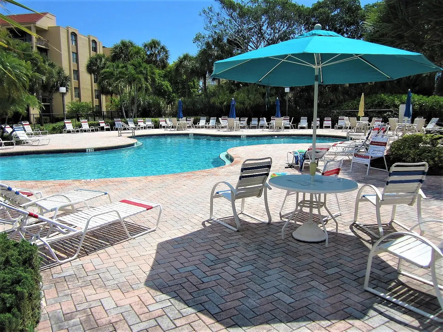 2 bed, 1175 sqft, $4,800 — Photo 4