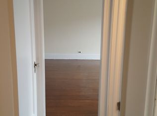 6860 108th St APT 3F, Forest Hills, NY 11375