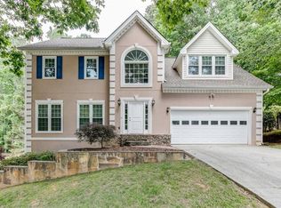 2015 Hunters Trail Dr, Lawrenceville, GA 30043