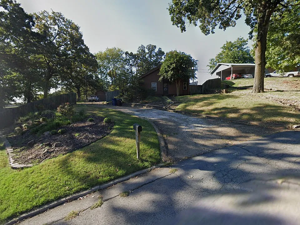 3430 Houston St